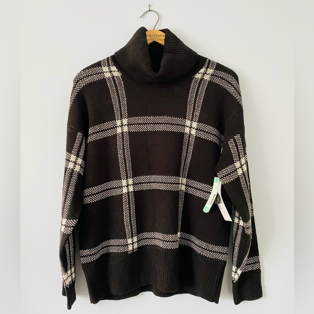 NWT Design History Jarmane Cowl Neck Pullover Sweater, L, Black and White Plaid